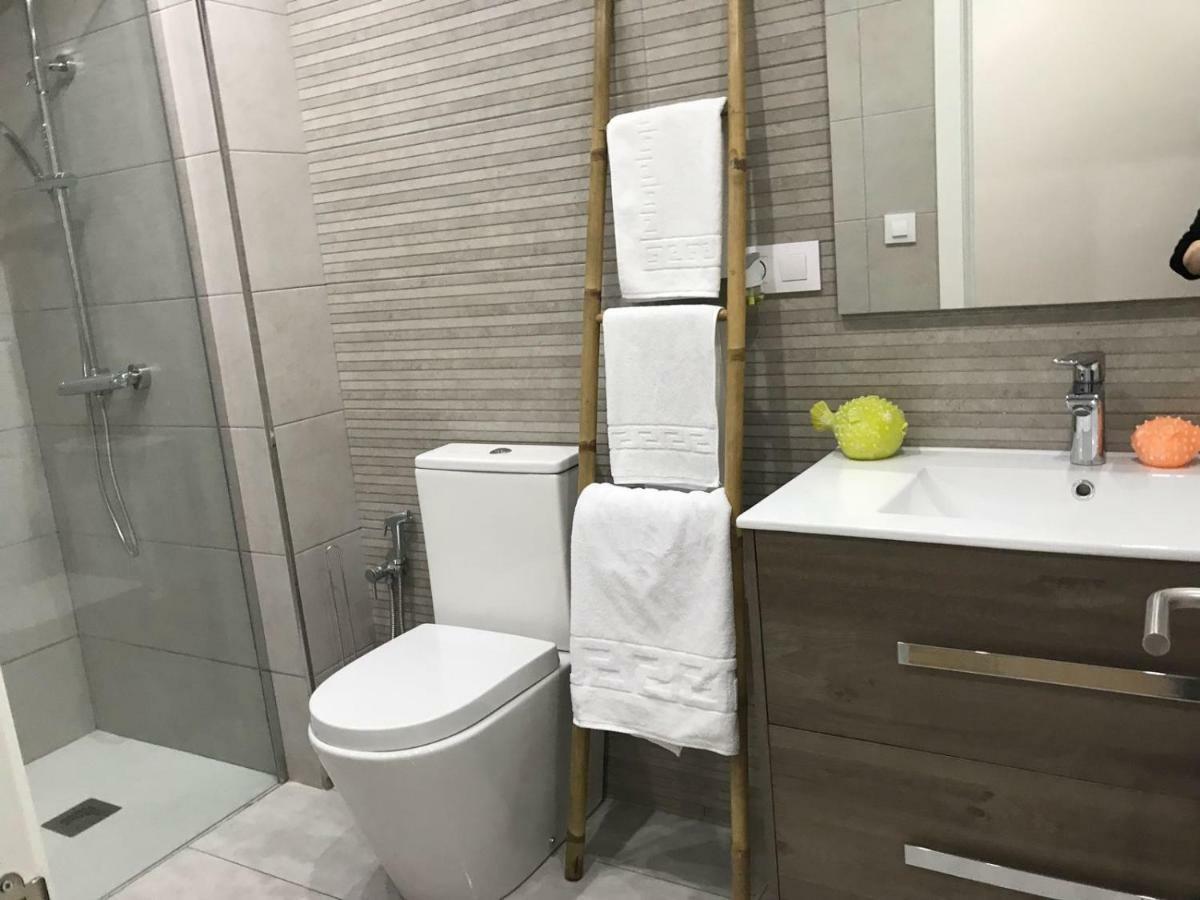 Ideal Piso Moderno Хихон Екстериор снимка